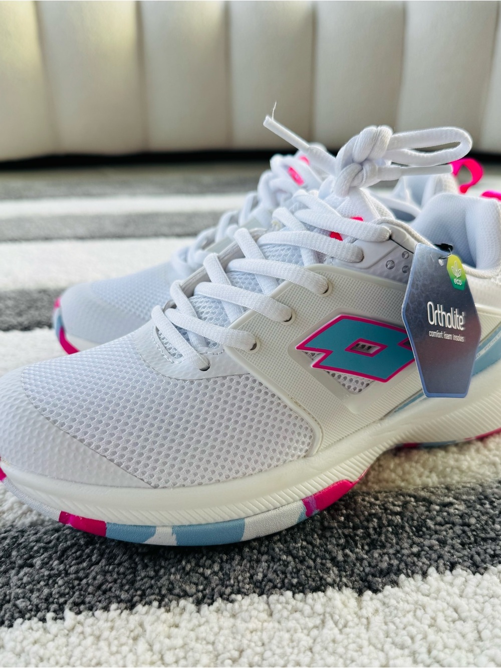 Brand new, size 6.5, Lotto Pronto Pickleball Shoe